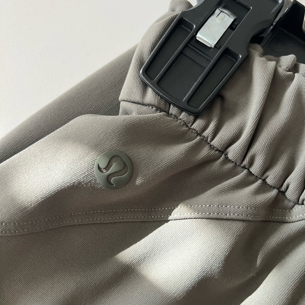 Lululemon Stretch High Rise Pants Sz 2 - Picture 6 of 13